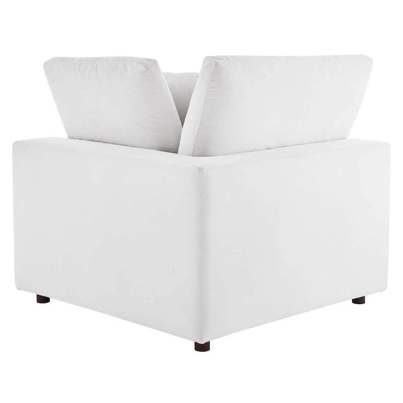 Canapé 4 places en velours performant rembourré de plumes