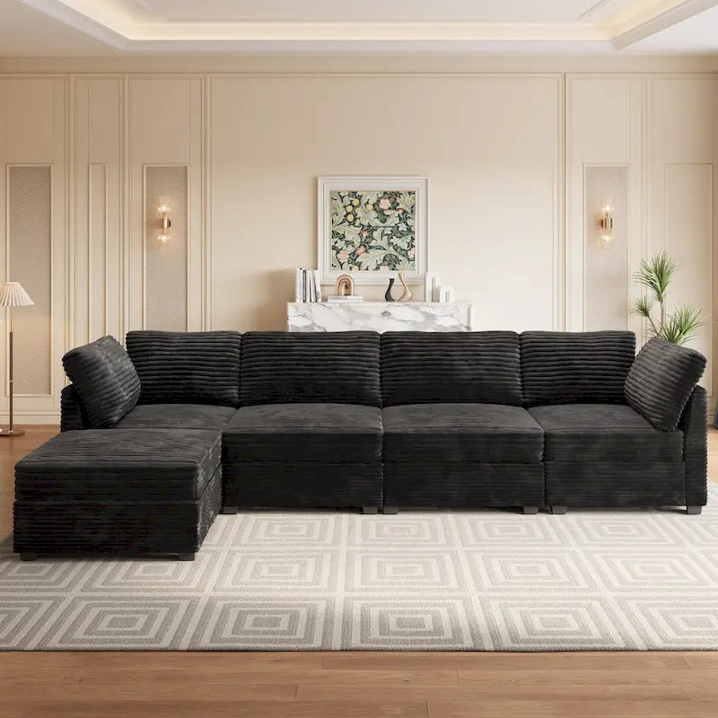 Long canapé d'intérieur en peluche avec assise profonde et pouf