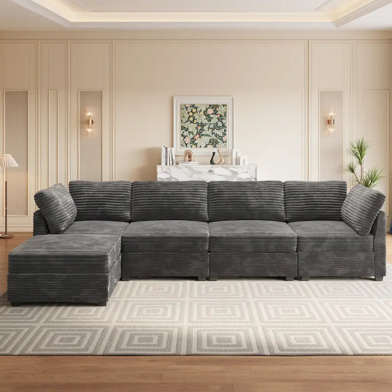 Long canapé d'intérieur en peluche avec assise profonde et pouf